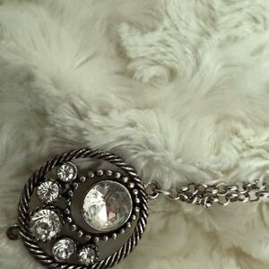 Elegant Silver Pendant Necklace